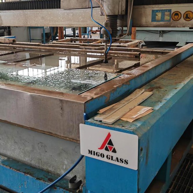 glass water-jet cutting technology